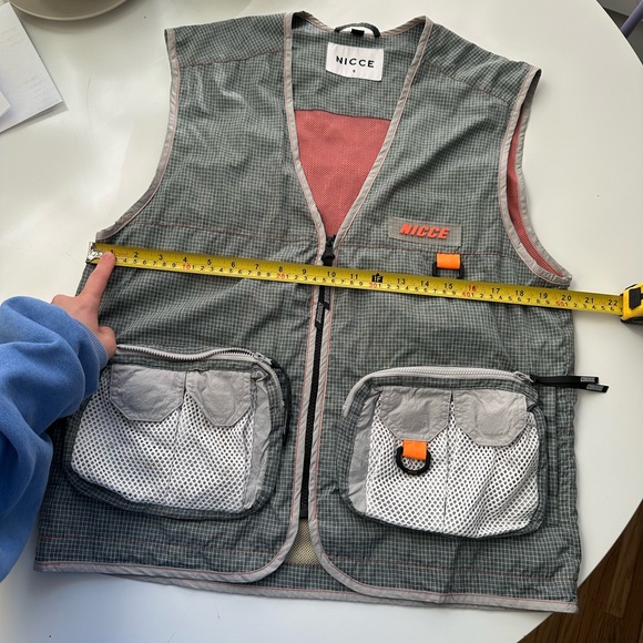 NICCE Challenger Utility Vest - Picture 5 of 7